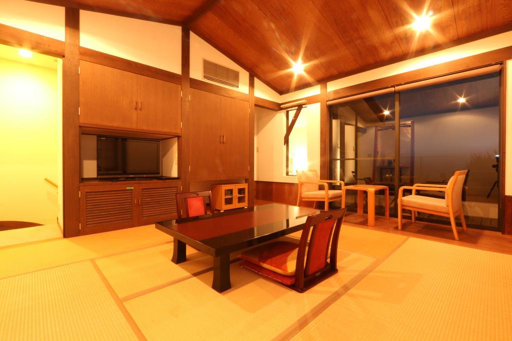 ホテルOhbu 伊東市 エクステリア 写真