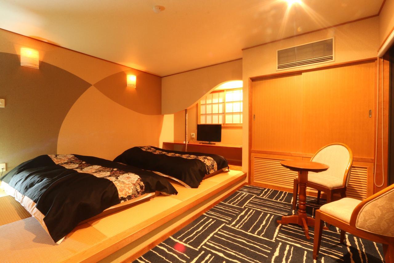 ホテルOhbu 伊東市 エクステリア 写真